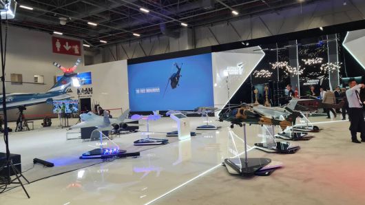 2025년 7월 튀르키예 이스탄불에서 열린 국제방위산업전시회(IDEF)에 튀르키예의 방산 장비가 전시돼 있다. KOTRA 이스탄불무역관 제공