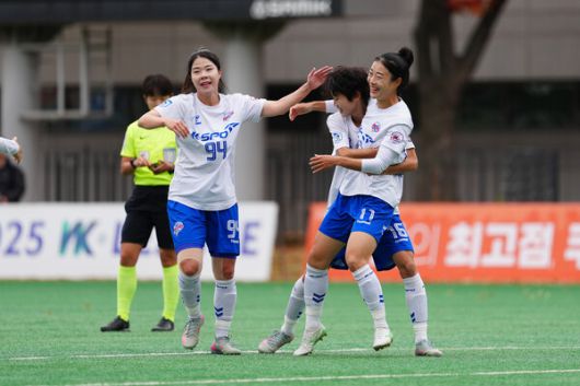 2025 WK리그에서 창단 첫 통합우승을 이룬 화천KSPO의 경기 모습. 한국여자축구연맹 제공