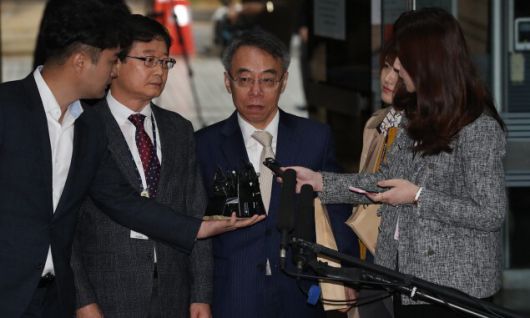 임종헌 전 법원행정처 차장이 지난 2018년 10월26일 오전 서울 서초구 서울중앙지법에 영장실질심사를 받기 위해 출석하고 있다. 백소아 기자 thanks@hani.co.kr