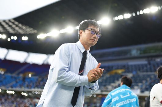 잔류 여부에 관심이 쏠리는 광주FC 이정효 감독. 한국프로축구연맹 제공