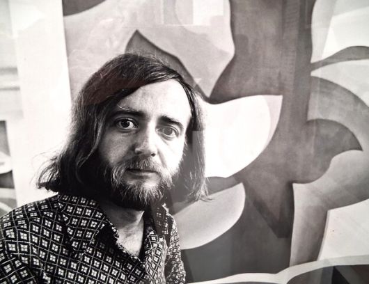 청년 시절의 장마리 해슬리 사진. 1부 전시장 한편에 작가의 소품 모음과 같이 나왔다. 노형석 기자