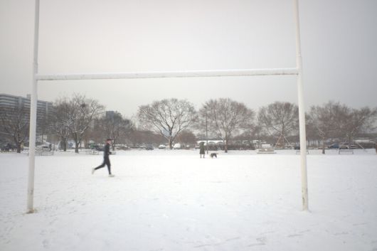 눈 위를 달리는 맛은 색다르다. 겨울 러닝의 매력이다. 성완 제공