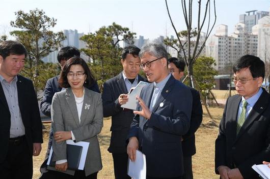 한국일보