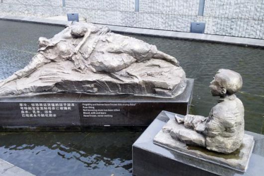 난징대학살기념관의 조형물. ⓒ최종명