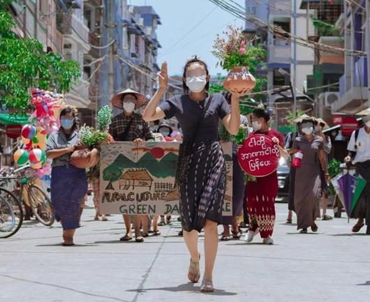 한국일보