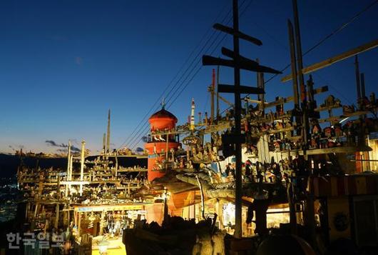 논골담길의 소품 가게 '등대 그집'.