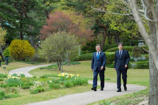 한국일보