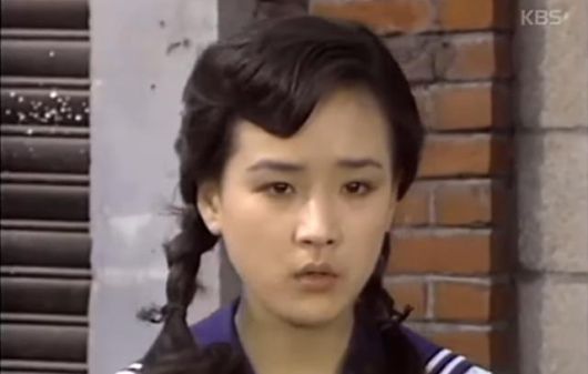 KBS 드라마 '고교생일기'(1983) 출연 당시의 강수연. KBS 방송 캡처
