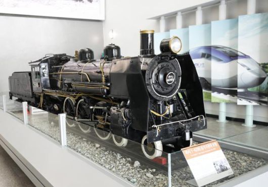 1930년 국내 지형 조건에 맞게 자체 생산한 파시1형 증기기관차 축소 모형. ⓒ박준규