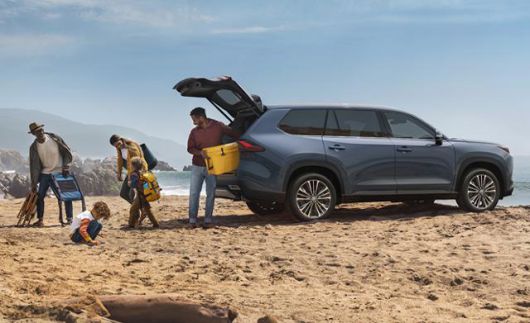 토요타, 넉넉한 공간을 앞세운 ‘그랜드 하이랜더’ 공개