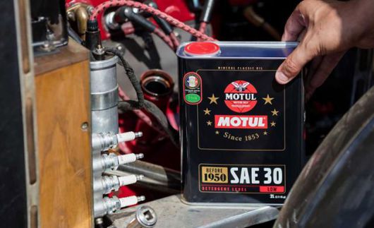 차량에 적합한 엔진 오일 선택은 무척이나 중요하다. 사진: 모튤