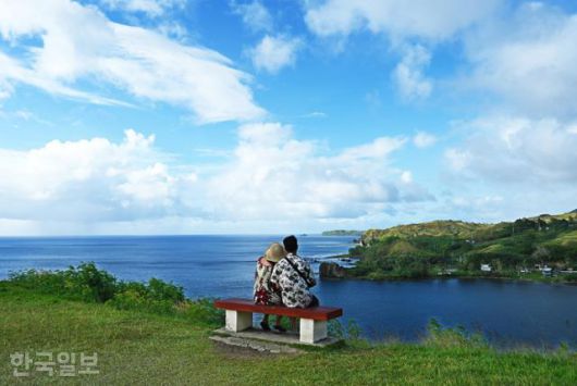 솔레다드 요새는 마젤란이 첫발을 디딘 우마탁 마을과 어우러진 해안 풍광이 아름다운 곳이다.