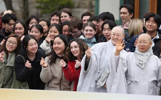 한국일보