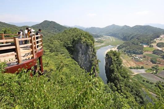 한국일보