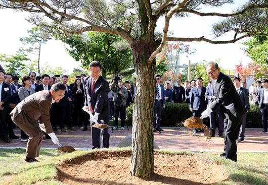 한국일보