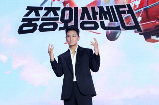 배우 주지훈이 21일 오전 서울 강남구 그랜드 인터컨티넨탈 서울 파르나스에서 열린 넷플릭스 새 시리즈 '중증외상센터' 제작발표회에서 포즈를 취하고 있다. 뉴시스