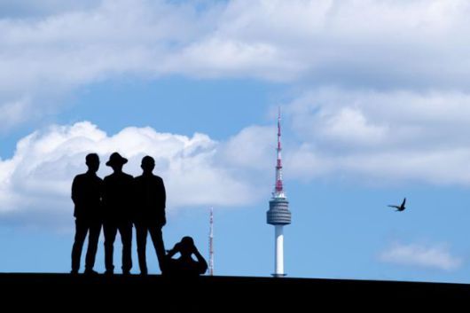 환경부는 지난해 초미세먼지 연평균 농도가 역대 최저치를 기록했다고 밝혔다. 사진은 지난해 8월 29일 서울 용산구 국립중앙박물관에서 바라본 하늘 모습. 임은재 인턴기자