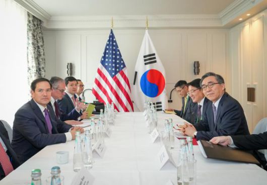 한국일보
