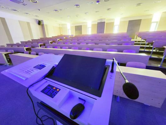 1일 인천시 미추홀구 인하대 의대 강의실이 온라인 수업 방침에 따라 비어있다. 이 학교 의대생들은 지난달 31일까지 전원 등록했다. 연합뉴스