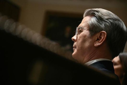 스콧 베선트 미국 재무장관이 10일 워싱턴 백악관에서 열린 각료회의에 참석해 있다. 워싱턴=AFP 연합뉴스