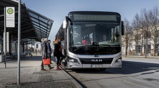 외국의 저상버스. 한국일보 자료사진
