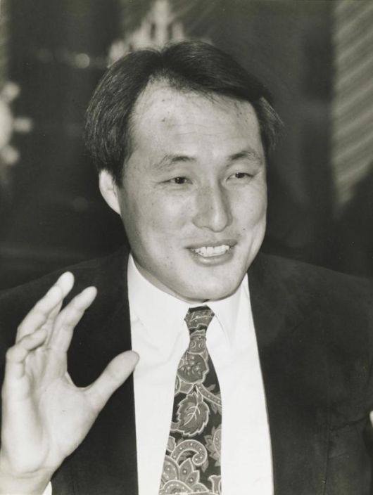 현대자동차서비스 감독 시절 강만수. 한국일보 자료사진