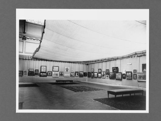 벨기에 앤트워프에서 1914년 열렸던 '동시대 미술. 살롱 1914'에 전시된 빈센트 반 고흐의 작품들. 아트북스 제공