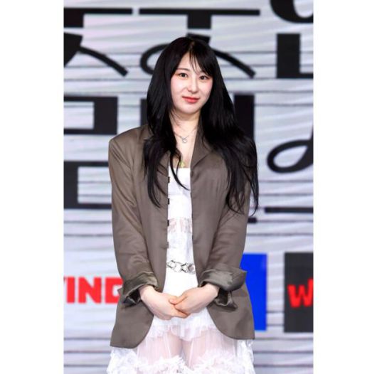 9일 서울 마포구에 위치한 쇼킹K-POP 센터에서는 드라마 '풋풋한 로맨스' 제작발표회가 열렸다. 행사에는 가수 이채연, 원어스 시온, 원위 동명, 배우 최다음과 황경성 감독이 참석했다. 다날엔터테인먼트, 요구르트스튜디오 제공