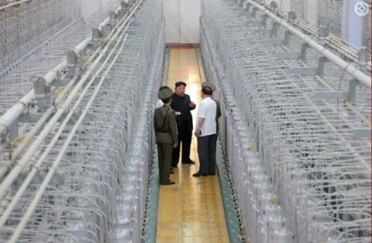 북한 노동신문은 2024년 9월 13일 김정은 국무위원장이 핵물질연구소를 현지 지도했다고 보도했다. 평양=노동신문 뉴스1