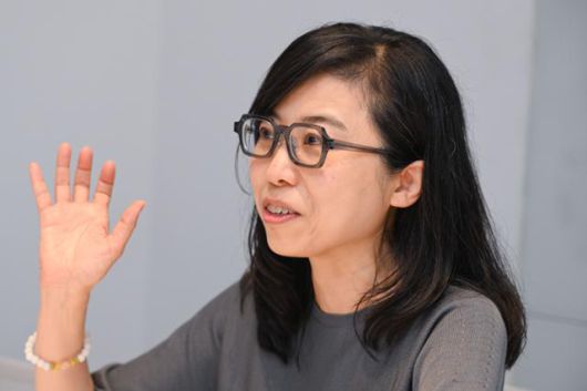 고영란 일본 니혼대 교수는 지난달 25일 서울 중구 한국일보에서 진행한 인터뷰에서 책 '불량한 책들의 문화사'를 통해 제국사를 식민지의 시각에서 다시 써 보자는 제안을 하고 싶었다고 말했다. 남동균 인턴기자