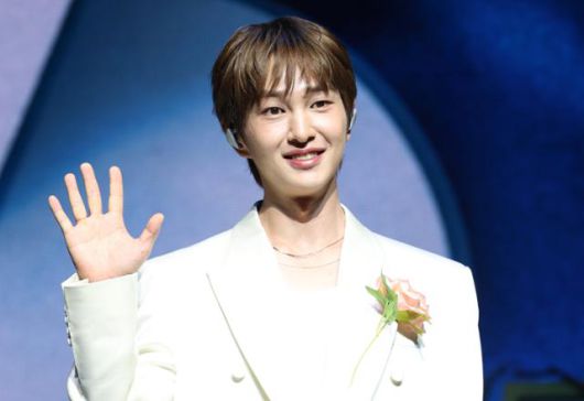 (서울=뉴스1) 권현진 기자 = 그룹 샤이니 온유가 15일 오후 서울 영등포구 명화라이브홀에서 가진 두 번째 정규앨범 퍼센트(PERCENT) 쇼케이스에서 포즈를 취하고 있다. 2025.7.15/뉴스1