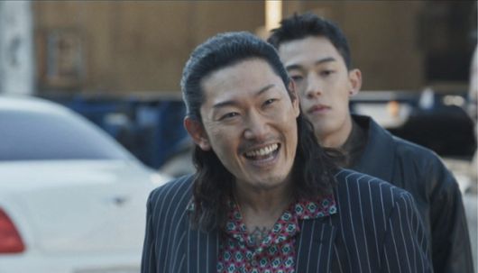 드라마 '굿보이'에서 조선족 조폭들을 모아 동북회를 조직한 백석춘(안세호). JTBC 제공