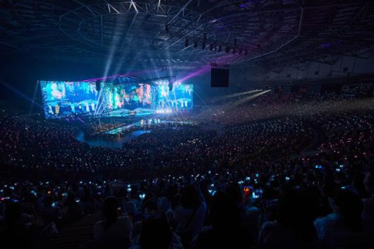 슈퍼주니어가 24일 서울 송파구 KSPO DOME에서 '슈퍼쇼10'을 진행하고 있다. SM엔터테인먼트 제공