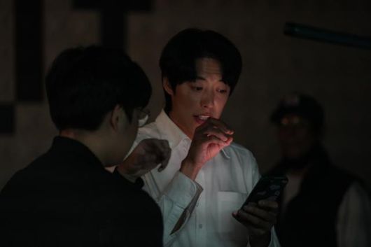 정헌이 연출자로서 치열하게 고민하고 준비한 과정에 대해 털어놨다. 블루드래곤엔터테인먼트 제공