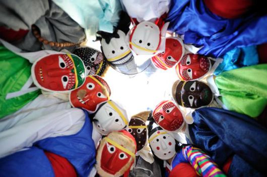 양주별산대놀이보존회는 9일 국립중앙박물관 열린마당에서 탈춤 공연을 선보인다. 국립중앙박물관 제공