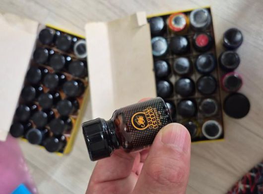 최근 캄보디아 노동자가 화장품으로 속여 국내 밀수한 임시마약류 '러쉬'. 관세청 제공