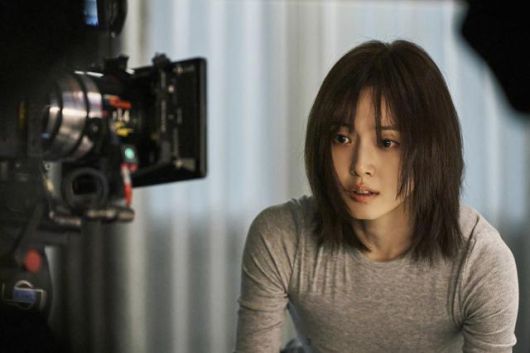 최근 서울 종로구에 위치한 한 카페에서 전소니는 기자와 만나 넷플릭스 시리즈 '당신이 죽였다' 관련 인터뷰를 진행했다. '당신이 죽였다'는 죽거나 죽이지 않으면 벗어날 수 없는 현실 앞에서 살인을 결심한 두 여자가 예상치 못한 사건에 휘말리며 벌어지는 이야기를 담은 작품이다. 넷플릭스 제공