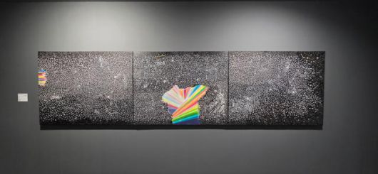 민주화운동기념관 특별전 '잘린 문장 열린 광장'에 전시된 정정엽의 '광장 4'. 민주화운동기념사업회 제공