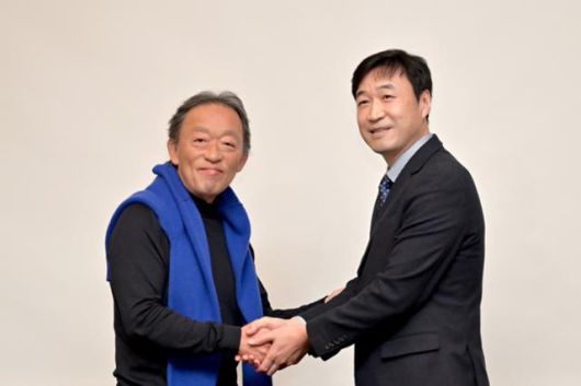 정명훈 신임 KBS교향악단 음악감독과 이승환 KBS교향악단 사장. KBS교향악단 제공