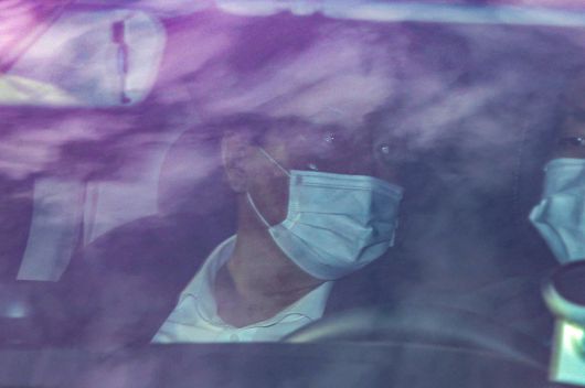 윤석열 검찰총장이 24일 오전 서울 서초구 대검찰청으로 출근하고 있다. [연합]