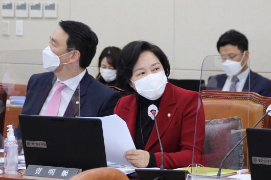 조명희 국민의힘 의원이 국회 과학기술정보방송통신위원회 국정감사에서 질의하고 있다. [의원실 제공]