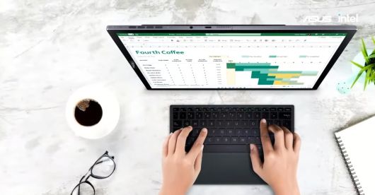 ASUS의 젠북 17 폴드 OLED. [ASUS 유튜브]
