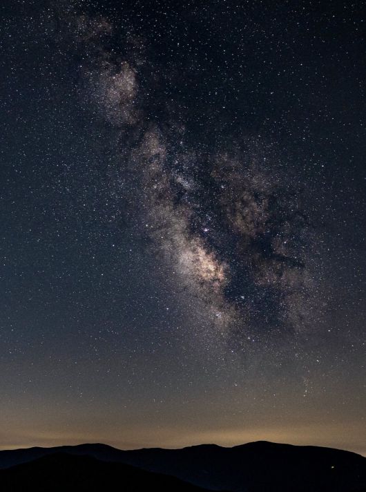 국내에서 은하수를 가장 선명하게 관측하는 태백 고원의 별이 빛나는 밤.