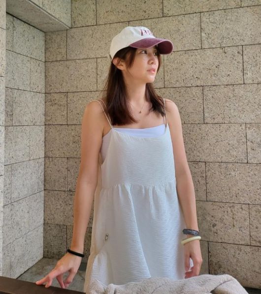 정다은이 우월한 글래머 비키니 자태를 자랑해 화제다.