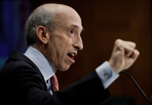 게리 겐슬러 미 증권거래위원회(SEC) 위원장이 지난해 9월 상원 은행, 주택 및 도시 문제 위원회 청문회에서 발언을 하고 있다. 겐슬러 위원장은 5일(현지시간) 한 행사에서 기업들의 AI 워싱 행태에 대해 강력한 경고장을 날렸다. [로이터]