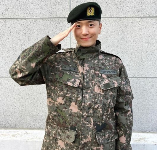 [헤럴드경제=이명수 기자] 그룹 포터스텔라 고우림이 훈련소를 무사히 수료 후 자대 배치를 받았다.