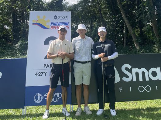 연습라운드를 마친 후 기념촬영에 나선 고군택과 양지호, 엄재웅(오른쪽부터). [사진=KPGA]