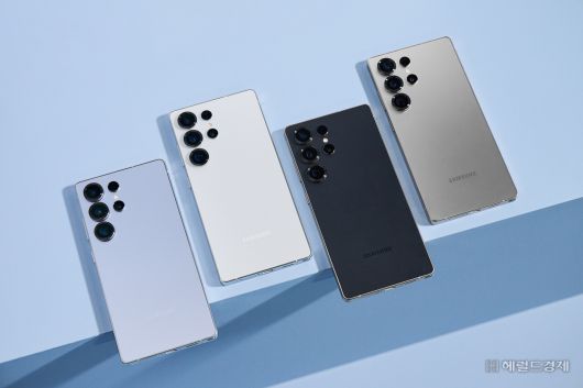 갤럭시 S25 울트라 기본 색상(티타늄 그레이, 티타늄 블랙, 티타늄 실버블루, 티타늄 화이트실버). [삼성전자 제공]