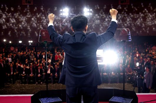 국민의힘 대선 후보로 선출된 김문수 후보가 3일 경기 고양시 킨텍스에서 열린 국민의힘 전당대회에서 기뻐하고 있다. 2025.5.3 [공동취재] [연합]