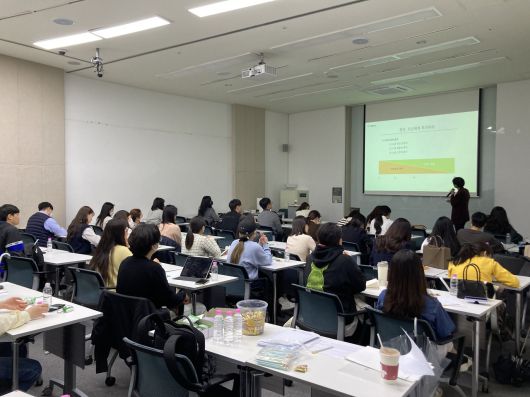 오프라인 금융교육 영테크 클래스 모습  [서울시 제공]